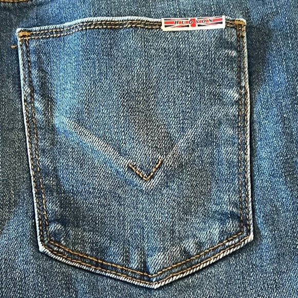 HUDSON BLAIR HIGH RISE DISTRESSED BOOT CROPPED‎ JEANS BLUE NWT WOMEN'S SIZE 29 - Picture 9 of 16